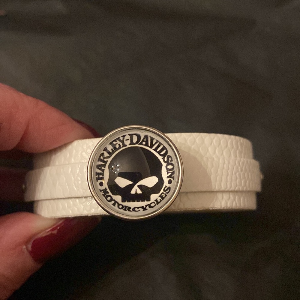 Willie G Snap Button Leather Bracelet - Picture 6 of 7